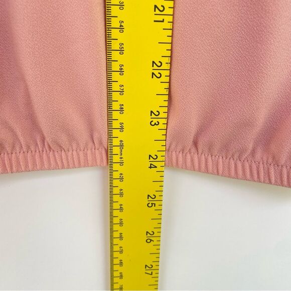 Express Crochet Cap Sleeve V-Neck Blouse Light Pink Women M Minimalist Aesthetic - Picture 8 of 8